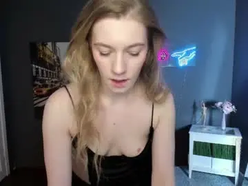 Chaturbate Live Sex Cam of vanessa__lui