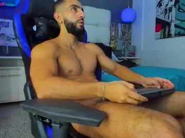 Chaturbate Free Porn Cam of yiyo10_