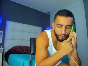 Chaturbate Free Porn Cam of yiyo10_