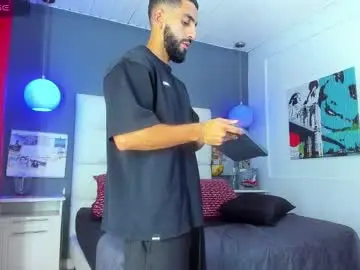 Chaturbate Live Porn of yiyo10_