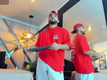 Chaturbate Live Porn of yiyo10_