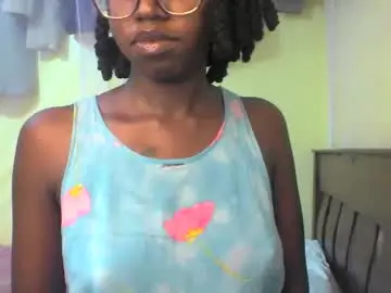 Chaturbate Free Porn Cam of ebonymuse2