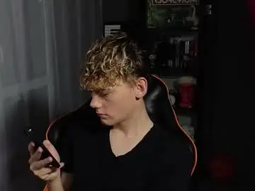 Chaturbate Watch Live Sex Cams of kirill_20_cm