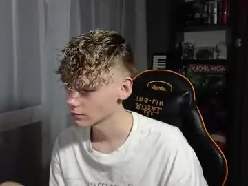 Chaturbate Sex Chat of kirill_20_cm