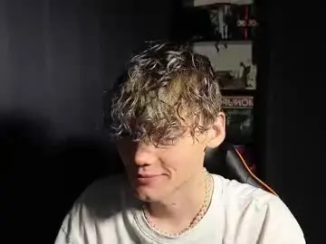 Chaturbate Live Sex of kirill_20_cm