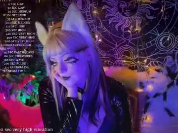Chaturbate Adult Video Chat of mirareed