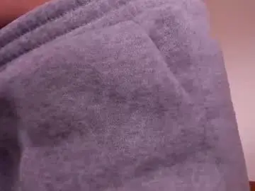 Chaturbate Live Sex Cam of purple_opal