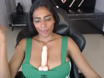 Chaturbate Live Sex Cam of saara_ch1