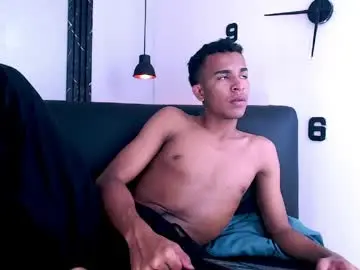 Chaturbate Free Porn Cam of aston_vera