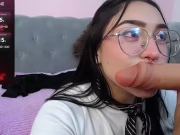 Chaturbate Adult Video Chat of connie_haze