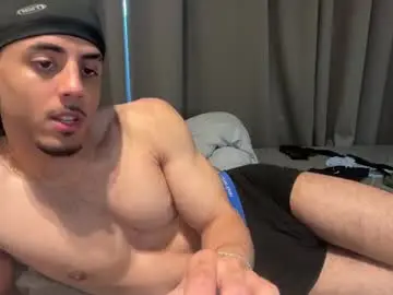 Chaturbate Live Sex Cam of legendash54