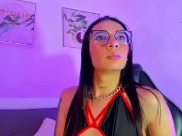 Chaturbate Live Sex Cam of maddie_ray_