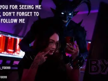 Chaturbate Sex Cam of sabriina_fox999