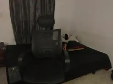 Chaturbate Live Porn of santiceballo