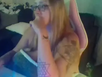 Chaturbate Live Porn of bigtittyboatboo