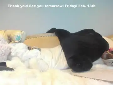 Chaturbate Free Live Porn of eatmygingersnapps