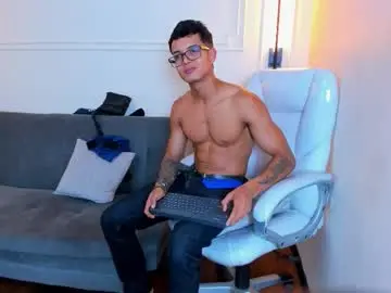 Chaturbate Adult Webcam of paradise_boy_s