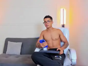 Chaturbate Best Webcam of paradise_boy_s