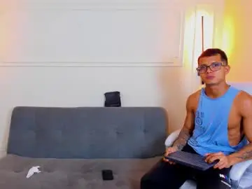 Chaturbate Live Sex of paradise_boy_s