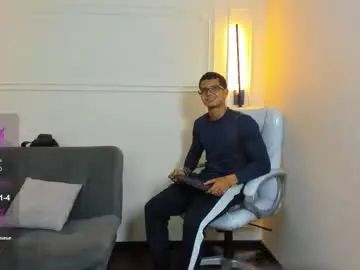 Chaturbate Live Sex Cam of paradise_boy_s