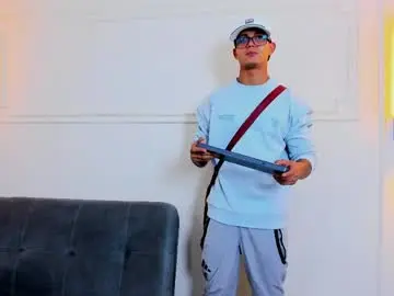 Chaturbate Live Porn of paradise_boy_s