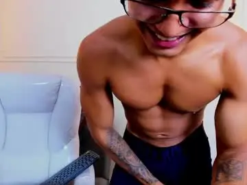 Chaturbate Sex Chat of paradise_boy_s