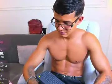 Chaturbate Sex Chat of paradise_boy_s