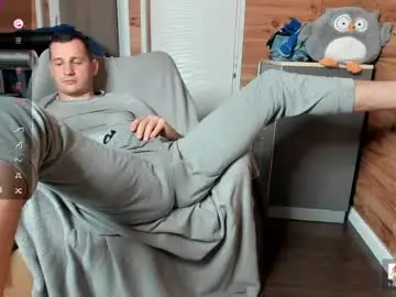 Chaturbate Live Sex Cam of thyleo