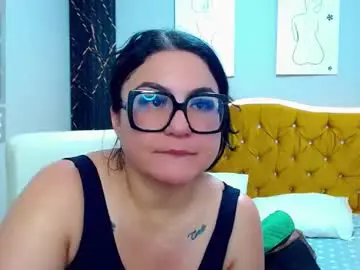 Chaturbate Free Porn Cam of _curvy_mature_