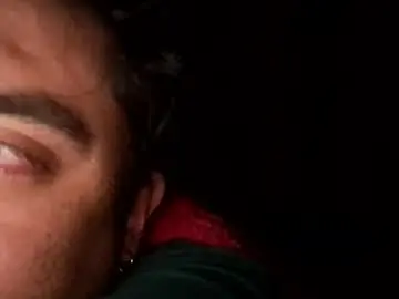 Chaturbate Live Porn of albertoarenas16