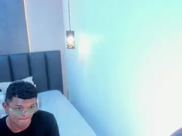 Chaturbate Sex Chat of andrewkenoxx_