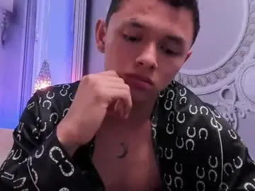 Chaturbate Best live sex cam show of andy_dior18