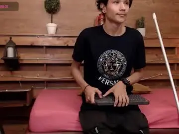 Chaturbate Sex Cam of andy_staar18