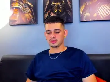 Chaturbate Free Live Porn of damian__oliver