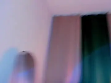 Chaturbate Sex Chat of kira_g0ld