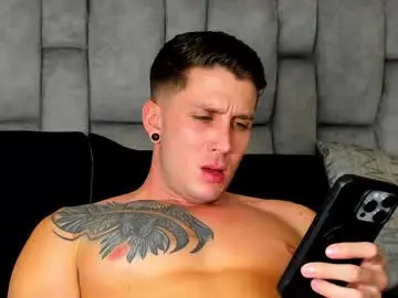 Chaturbate Live Porn of marks_saenz