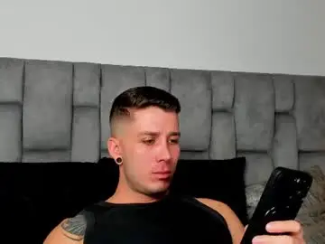 Chaturbate Adult Video Chat of marks_saenz