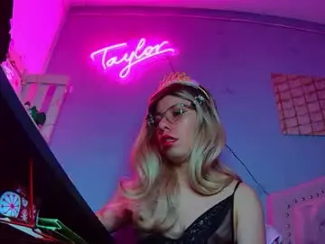 Chaturbate Adult Webcams of taylor_cum_hot