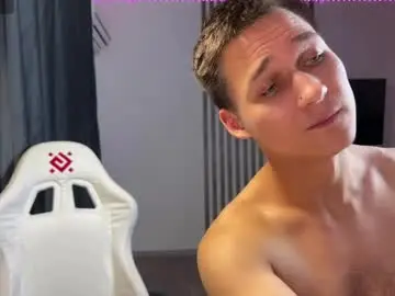 Chaturbate Nude Webcam of hunks_bromance