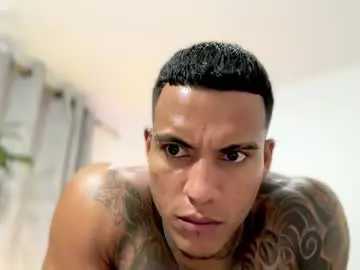 Chaturbate Watch Live Sex Cams of jordandenis17