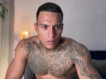 Chaturbate Free Porn Cam of jordandenis17