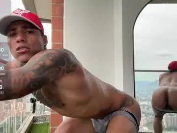 Chaturbate Free Porn Cam of jordandenis17