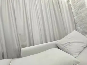 Chaturbate Live Sex Cam of ehotlovea