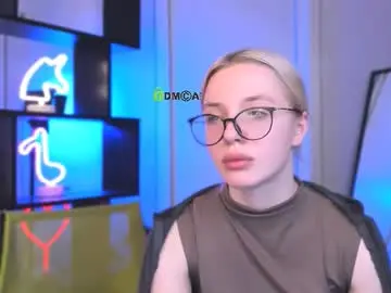 Chaturbate Best live sex cam show of elis_sunny