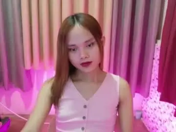 Chaturbate Sex Chat of urasian_crisa