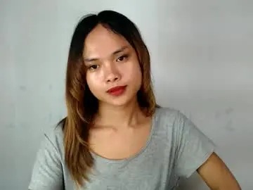 Chaturbate Live Sex Cam of urasian_crisa