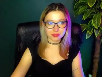 Chaturbate Sex Chat of heidi_pleasure