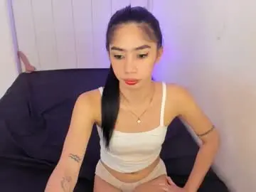 Chaturbate Free Porn Cam of holly_cassandra