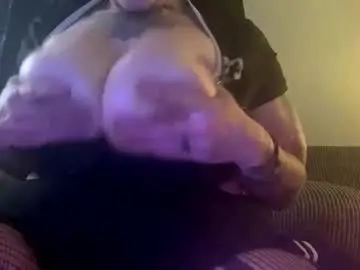 Chaturbate Adult Video Chat of kinkypinkyplay2