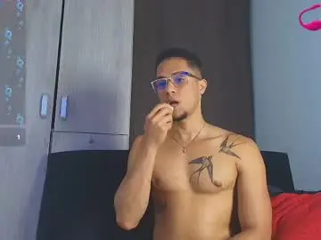 Chaturbate Free Live Porn of roy_barney